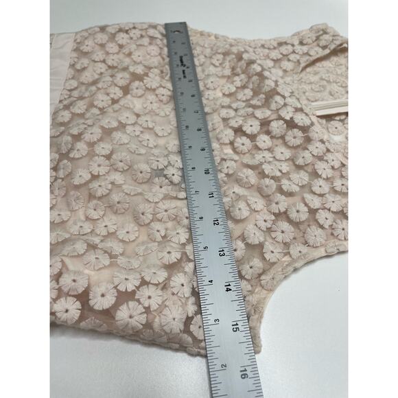 Banana‎ Republic Embroidered Floral Round Neck Peplum Top Cream Women's Size 0 - Picture 7 of 8